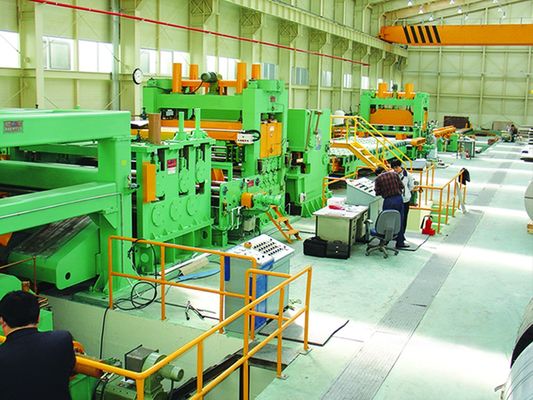 35Tのコイルのための自動鋼コイル切断ライン,解巻,平準化シーリングマシン