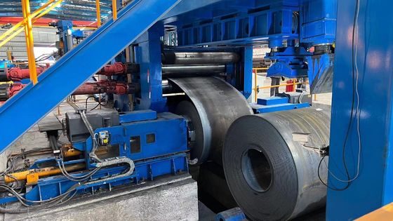 20-40m/min 切断速度 中型および厚いプレートのための金属コイル切断生産ライン
