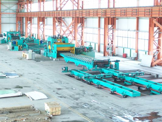 0-25 m/minでシート金属の解巻,平準化および切削のための長さのラインへの切断速度
